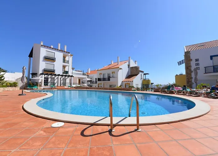 Cereja - 3 Bedroom In Great Complex With Sea Views, 3 Pools And Apartment