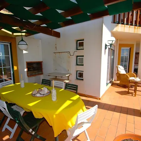 Cereja - 3 Bedroom In Great Complex With Sea Views, 3 Pools And Apartment
